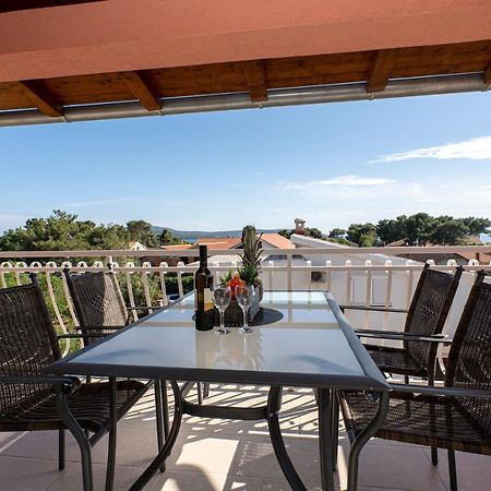 Seaview & Balcony Apartment Petra Ядрія Екстер'єр фото