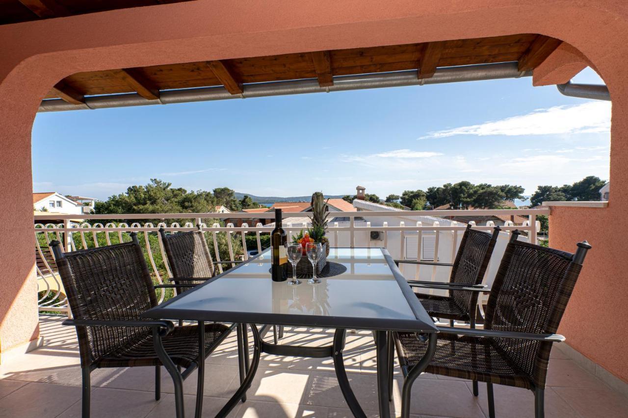Seaview & Balcony Apartment Petra Ядрія Екстер'єр фото
