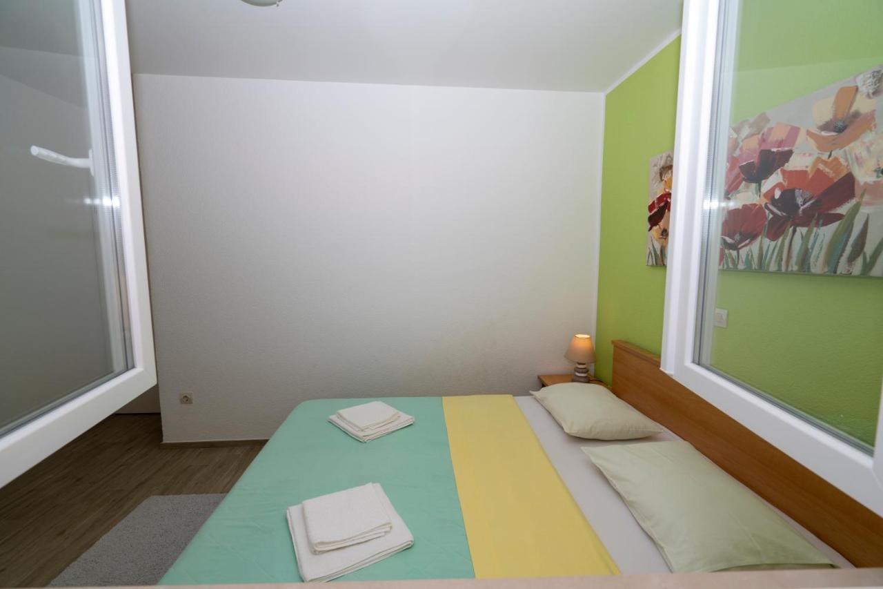 Seaview & Balcony Apartment Petra Ядрія Екстер'єр фото